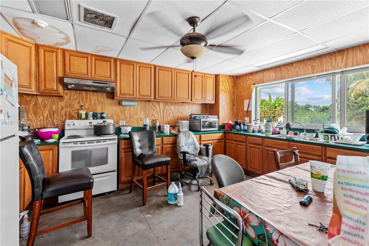 4077 SW 121st Ter, Davie, FL 33330 Photo