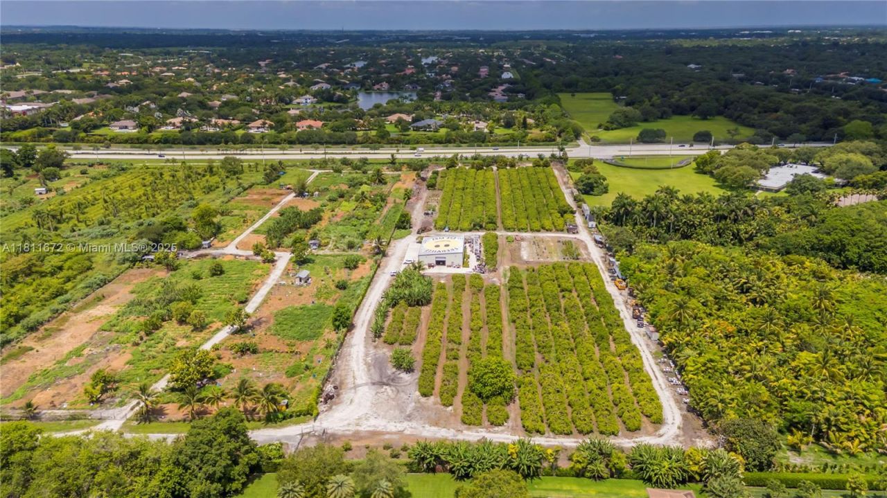 4077 SW 121st Ter, Davie, FL 33330 Photo