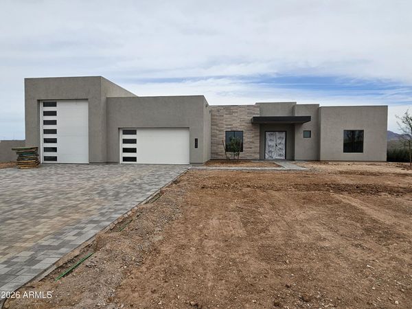 1850 E CREEK CANYON Road, Phoenix, AZ 85086