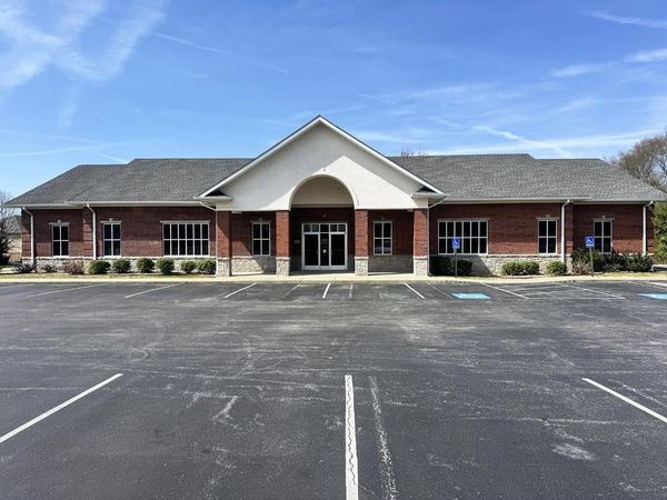 625 Three Springs Road, Bowling Green, KY 42104