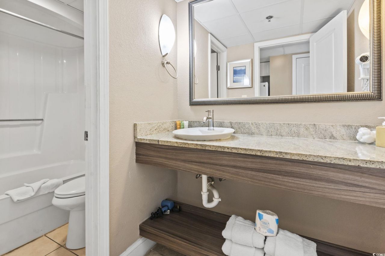 6900 N Ocean Blvd. Photo 9