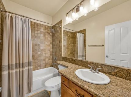 1046 Smith Way, Folsom, CA 95630 Photo