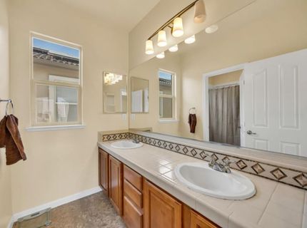 1046 Smith Way, Folsom, CA 95630 Photo