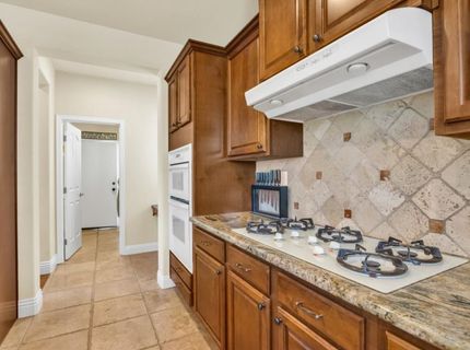 1046 Smith Way, Folsom, CA 95630 Photo