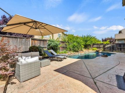 1046 Smith Way, Folsom, CA 95630 Photo