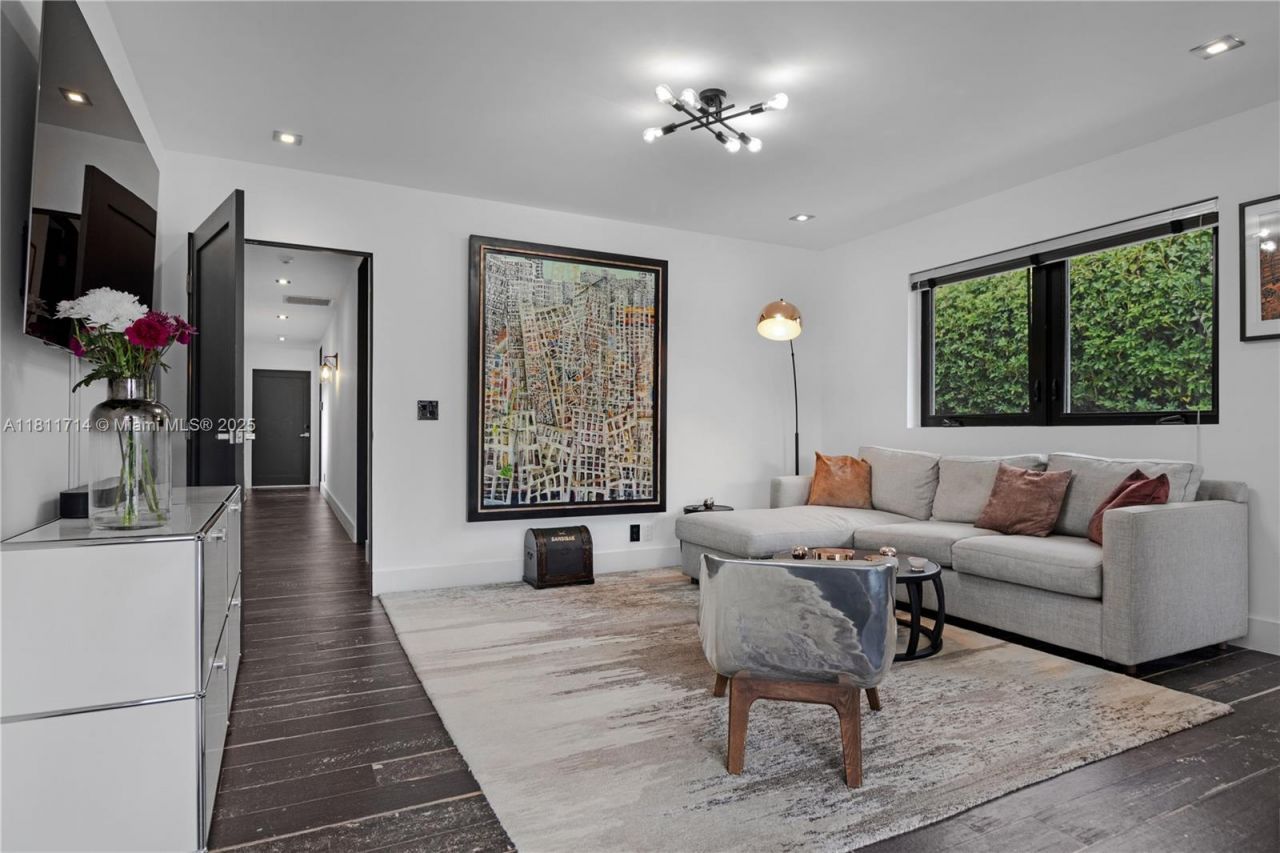 1601 Diplomat Pkwy, Hollywood, FL 33019 Photo