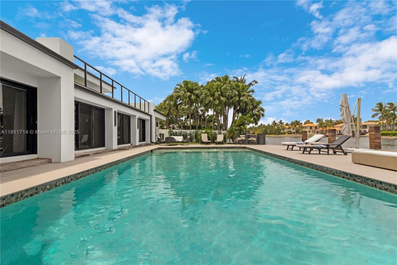 1601 Diplomat Pkwy, Hollywood, FL 33019 Photo