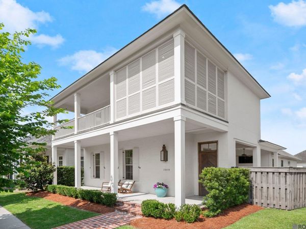 10715 Turning Leaf Dr, Baton Rouge, LA 70810