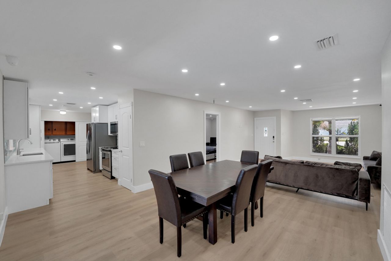 600 NW 12th Avenue, Boca Raton, FL 33486 Photo