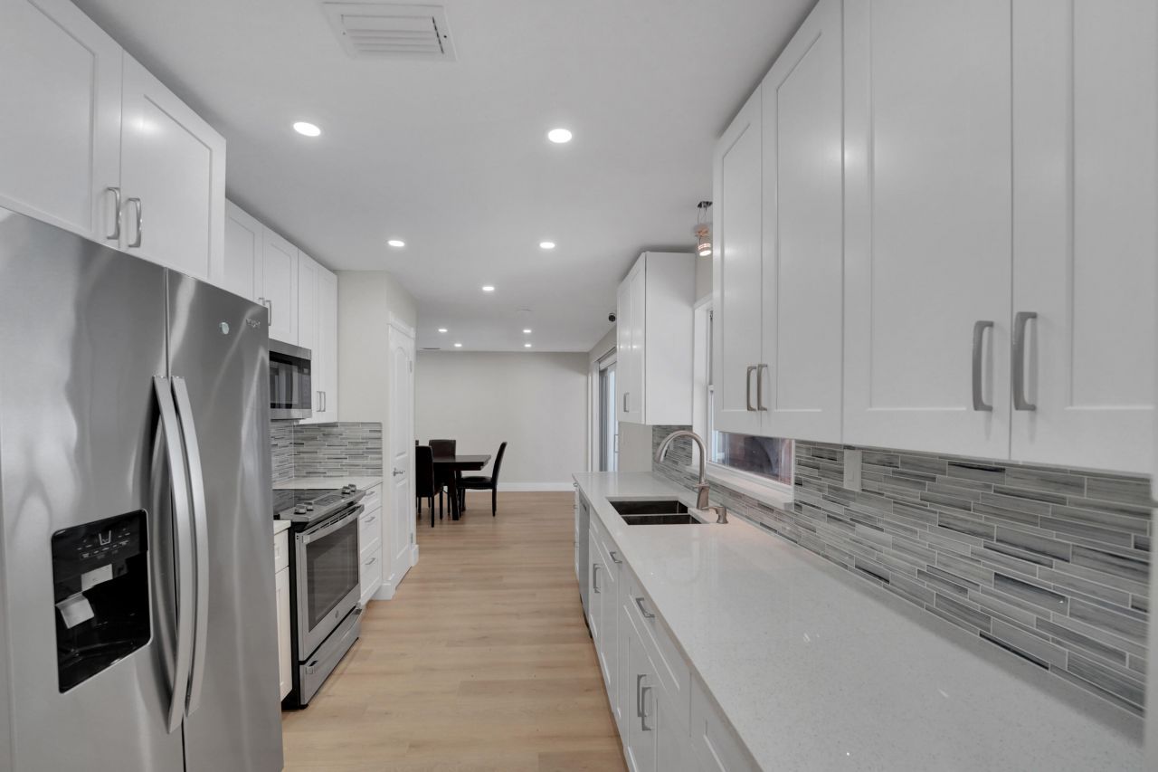 600 NW 12th Avenue, Boca Raton, FL 33486 Photo