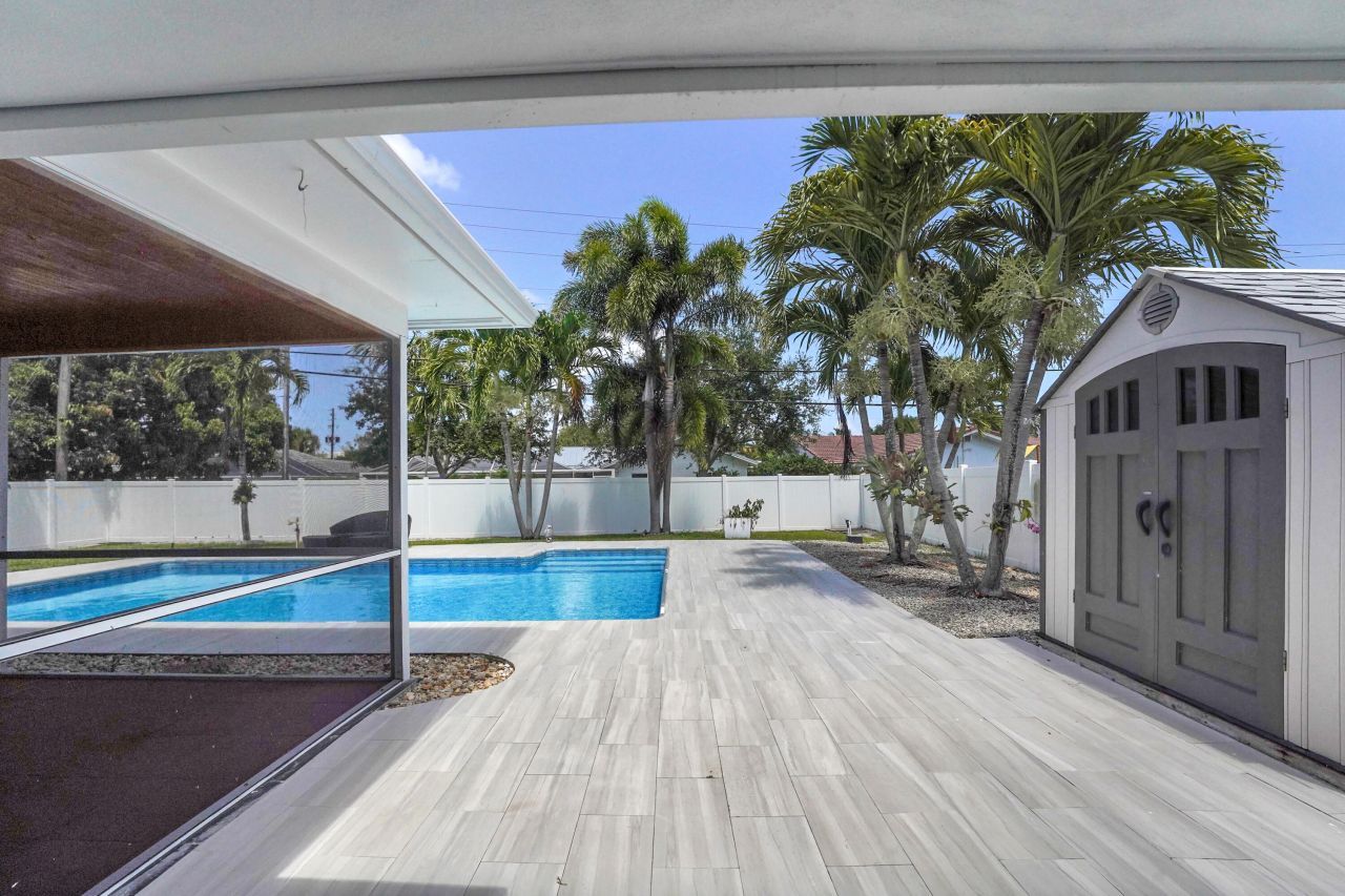 600 NW 12th Avenue, Boca Raton, FL 33486 Photo