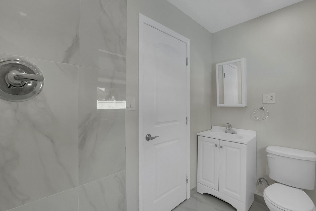 600 NW 12th Avenue, Boca Raton, FL 33486 Photo