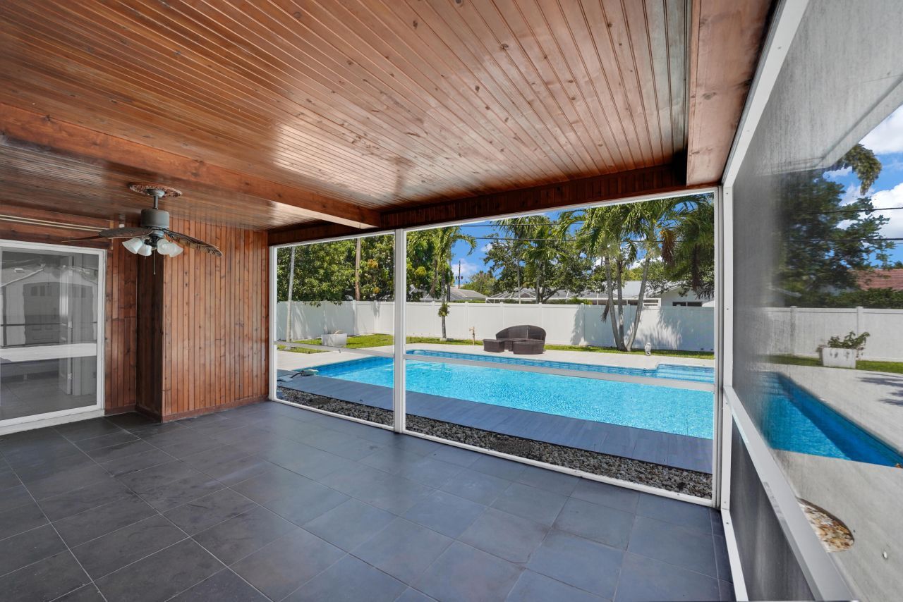 600 NW 12th Avenue, Boca Raton, FL 33486 Photo