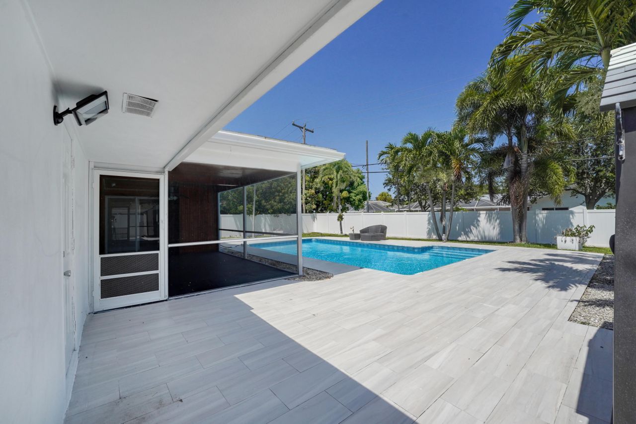 600 NW 12th Avenue, Boca Raton, FL 33486 Photo