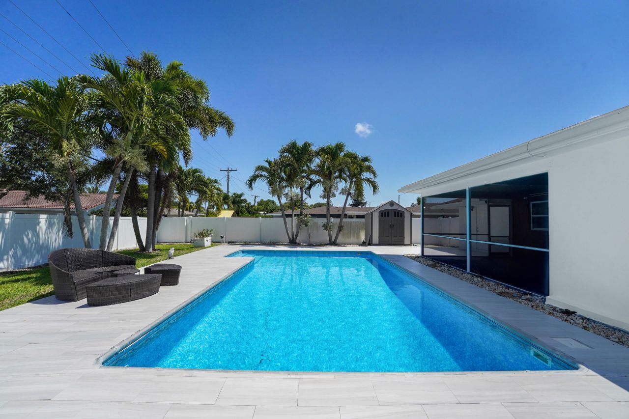 600 NW 12th Avenue, Boca Raton, FL 33486 Photo