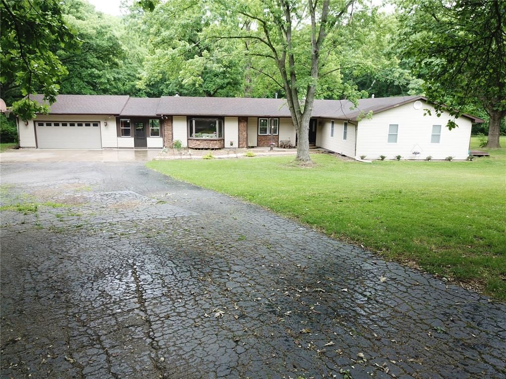 12187 Pike 162, Louisiana, MO 63353 Main Photo