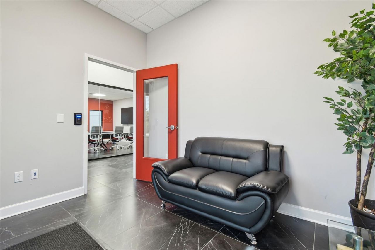 13908 Monroes Business Park, Tampa, FL 33635 Photo