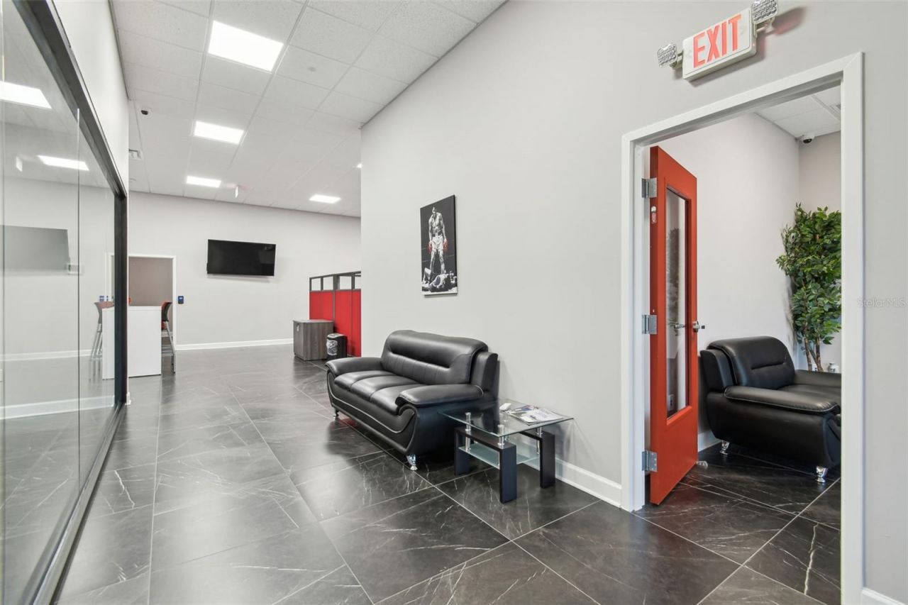 13908 Monroes Business Park, Tampa, FL 33635 Photo