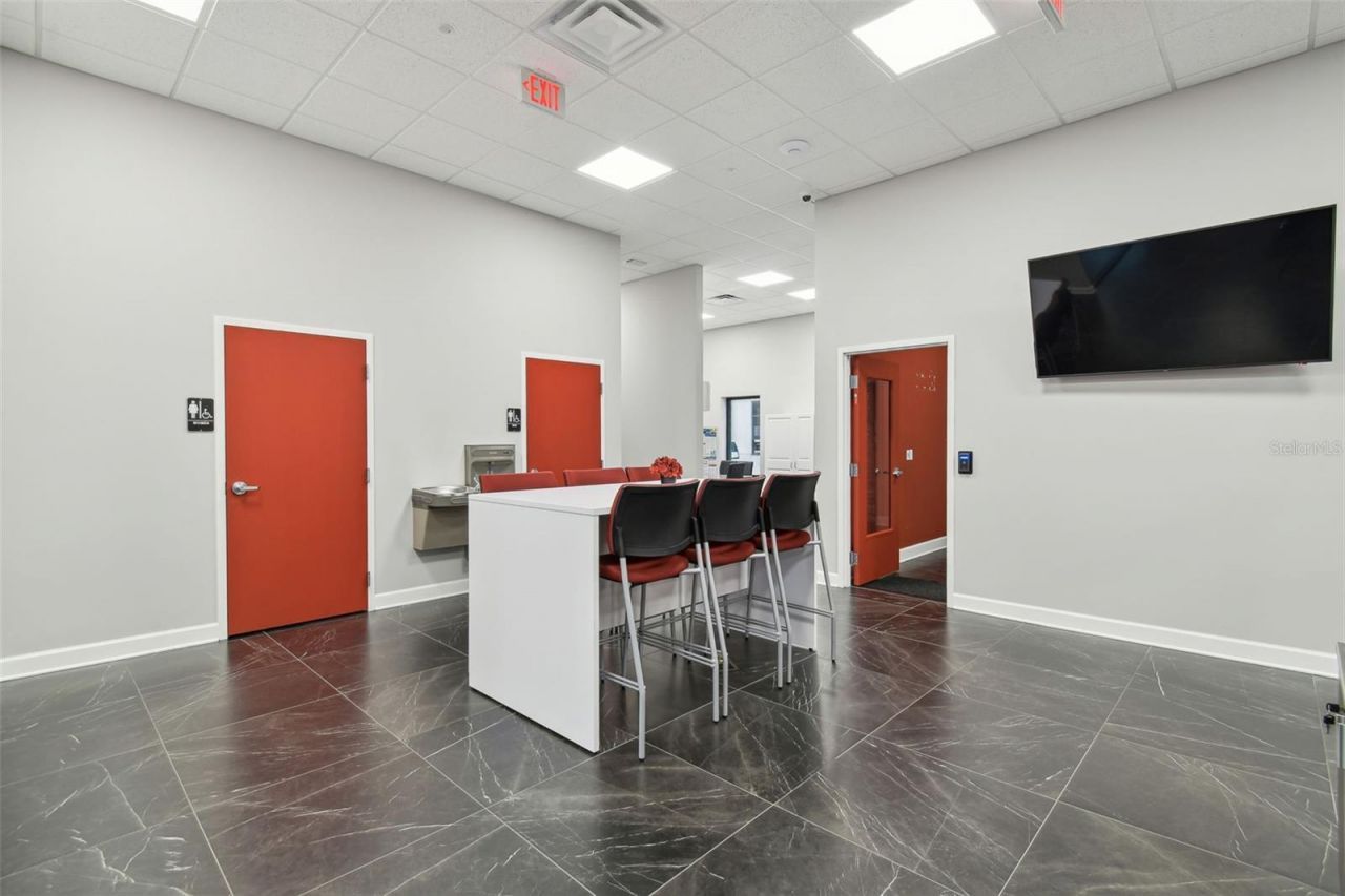 13908 Monroes Business Park, Tampa, FL 33635 Photo