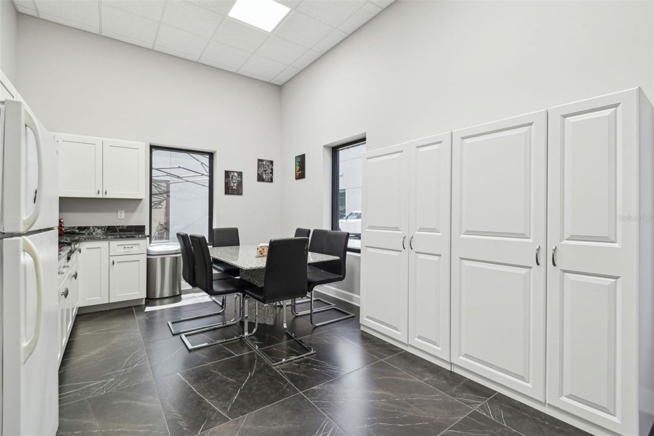 13908 Monroes Business Park, Tampa, FL 33635 Photo