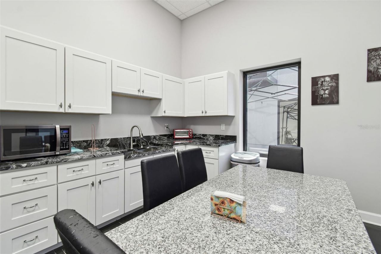 13908 Monroes Business Park, Tampa, FL 33635 Photo