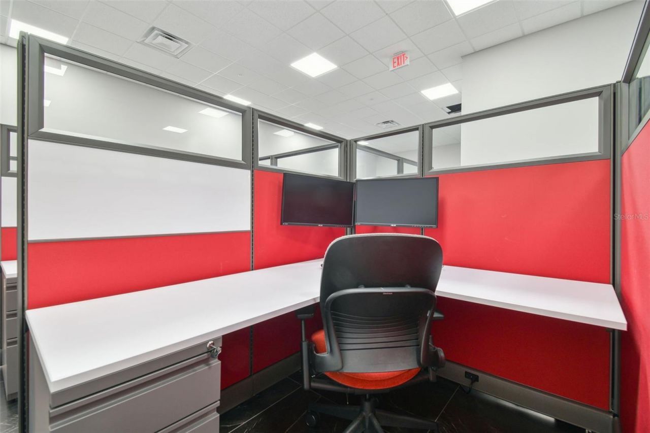 13908 Monroes Business Park, Tampa, FL 33635 Photo