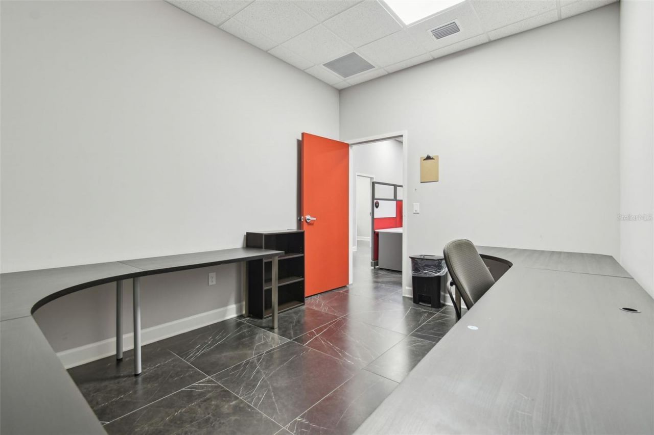 13908 Monroes Business Park, Tampa, FL 33635 Photo