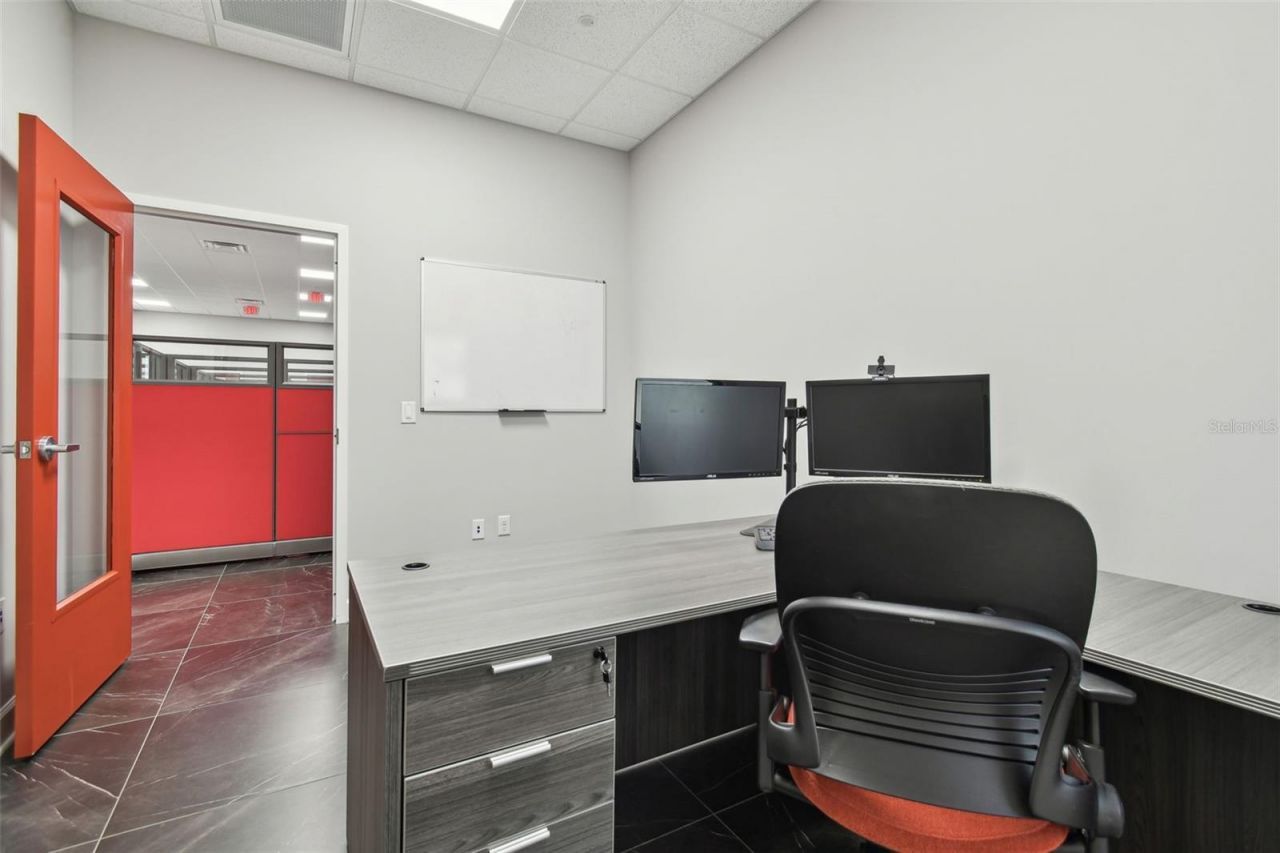 13908 Monroes Business Park, Tampa, FL 33635 Photo