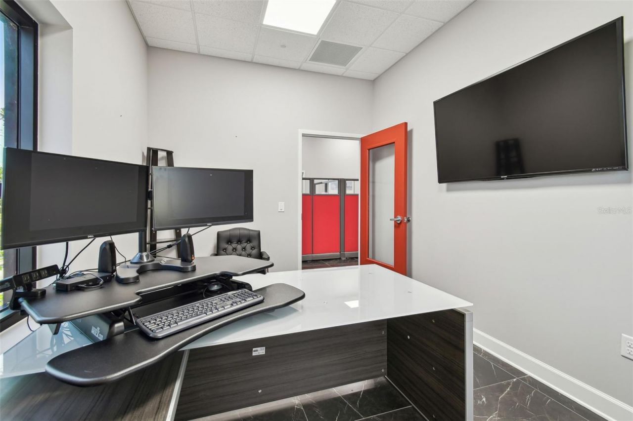 13908 Monroes Business Park, Tampa, FL 33635 Photo