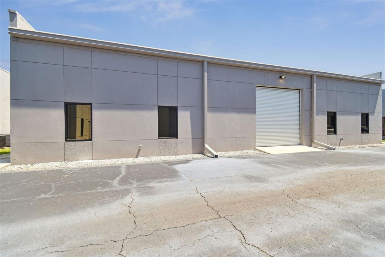 13908 Monroes Business Park, Tampa, FL 33635 Photo