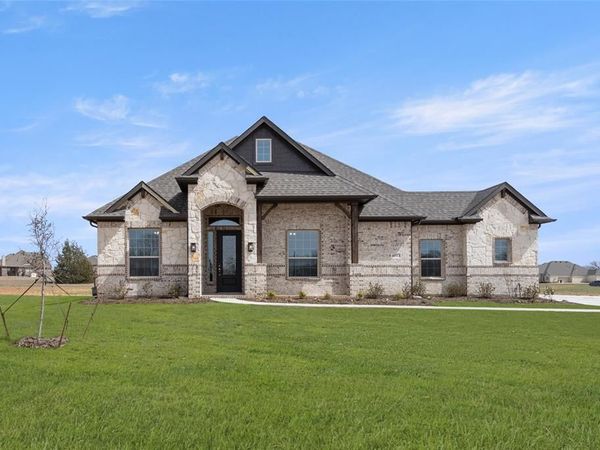 6013 Valley View Drive, Joshua, TX 76058