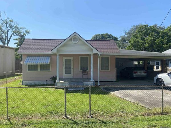 8104 Main St, Sorrento, LA 70778