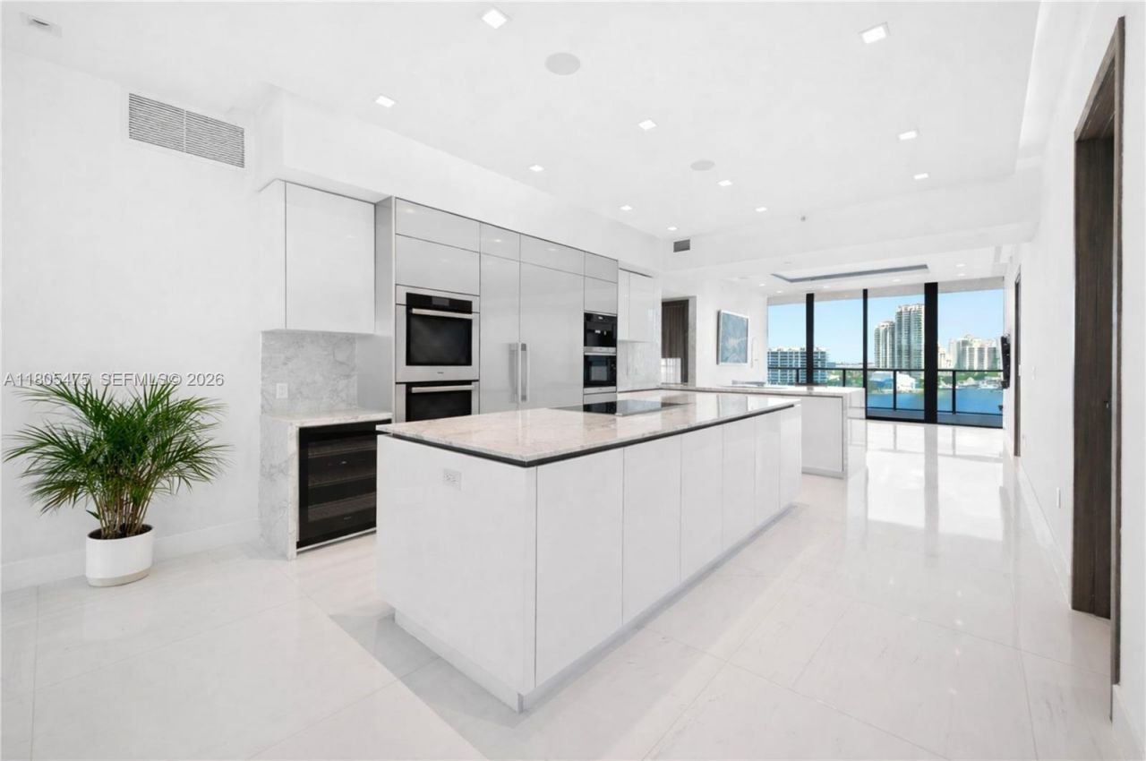 5000 Island Estates Dr, Unit 803, Aventura, FL 33160 Photo