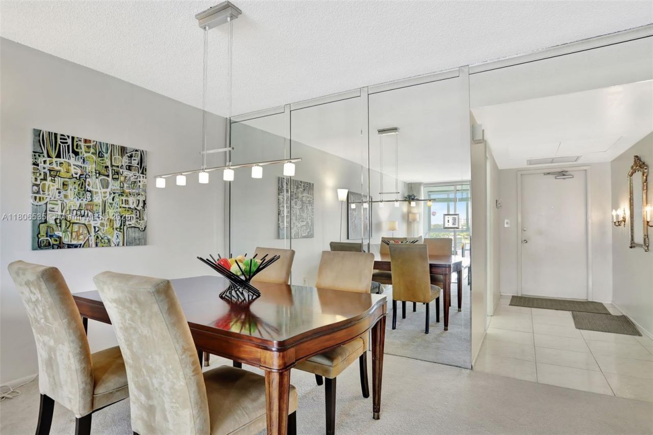 3091 N Course Dr, Unit 502, Pompano Beach, FL 33069 Photo