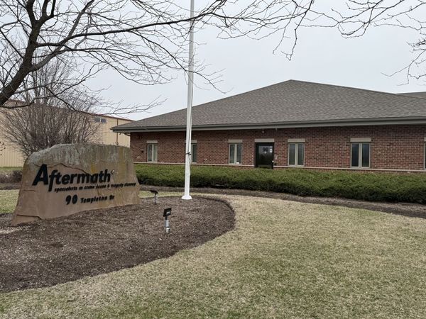 90 Templeton Drive, Oswego, IL 60543