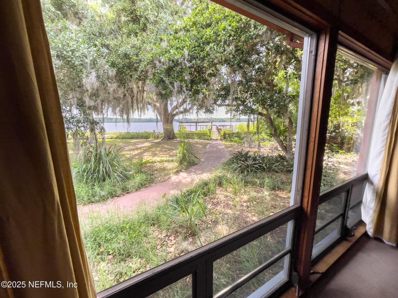 2292 SE 170th Avenue Road, Silver Springs, FL 34488 Photo