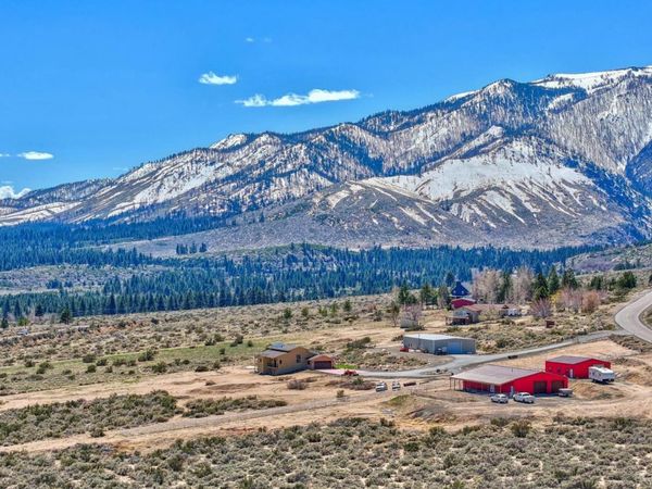 901 Emigrant Trail Trail, Woodfords, CA 96120