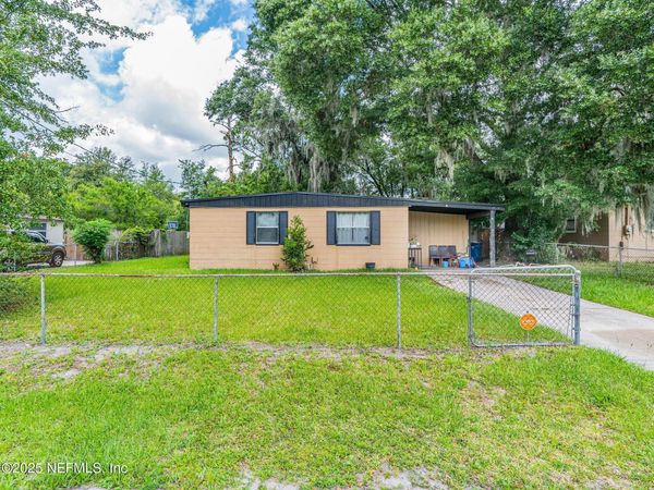 10416 KEUKA Drive, Jacksonville, FL 32218