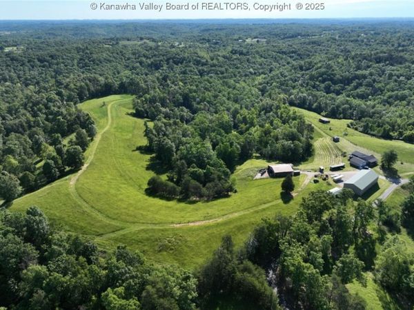 3177 Mt Union Road, Fraziers Bottom, WV 25082