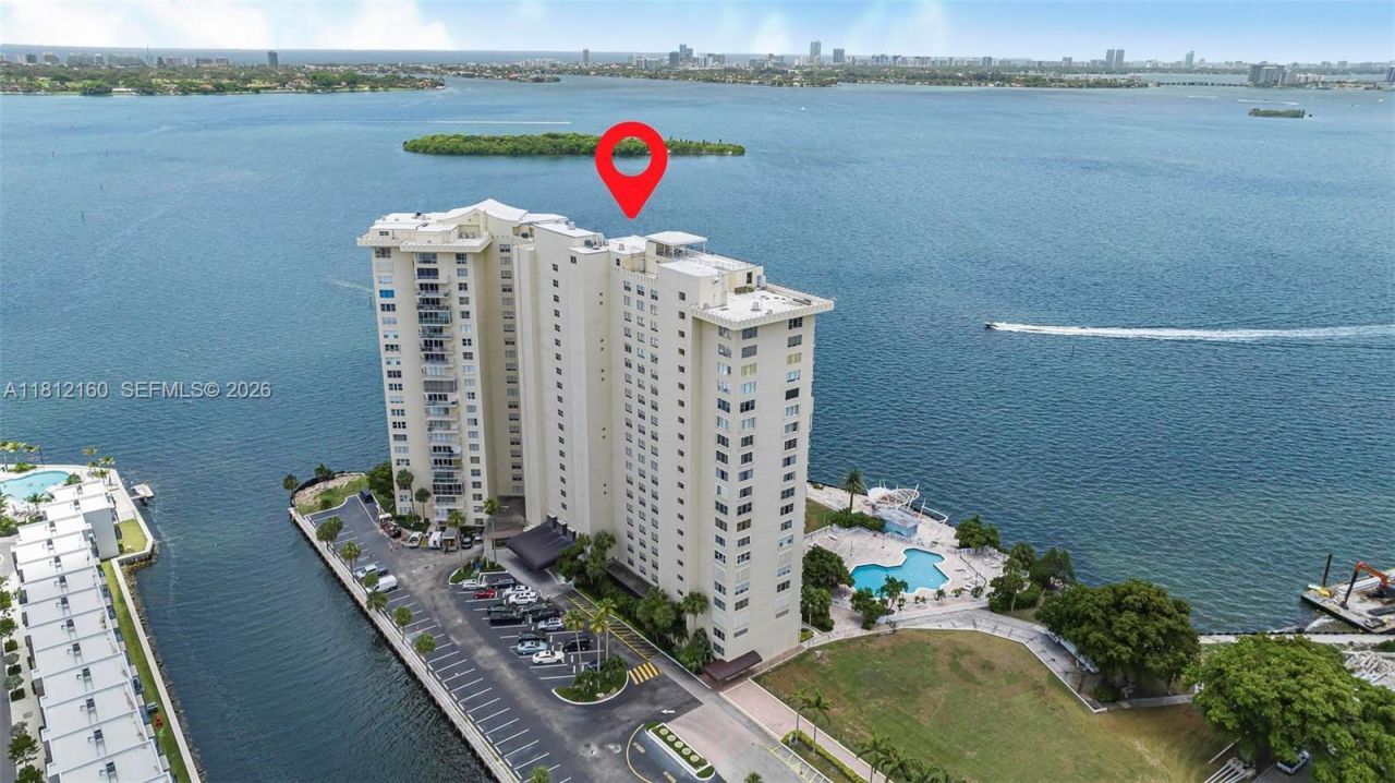 11111 Biscayne Blvd, Unit 8C, Miami, FL 33181 Photo