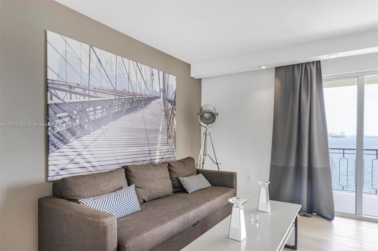 11111 Biscayne Blvd, Unit 8C, Miami, FL 33181 Photo