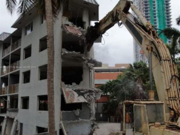 0000 NE 3 Ct., North Miami, FL 33138