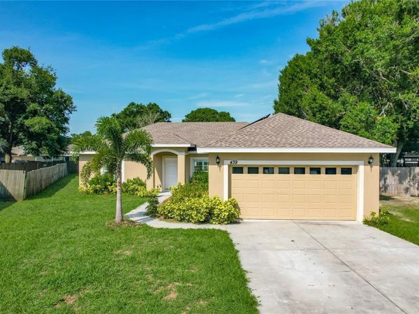 439 LAKE DAISY DRIVE, WINTER HAVEN, FL 33884