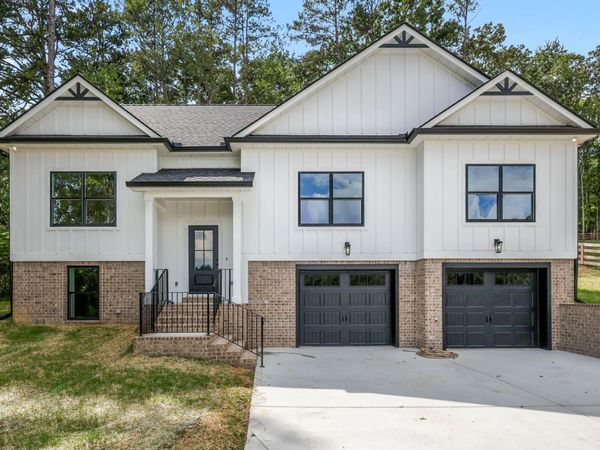 10907 Dolly Pond Road, Ooltewah, TN 37363