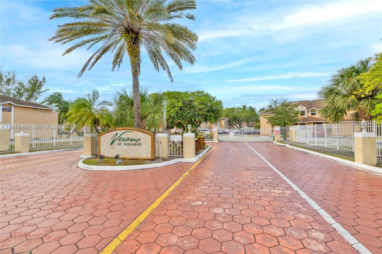 8109 SW 21 Ct, Unit 8109, Miramar, FL 33025 Photo