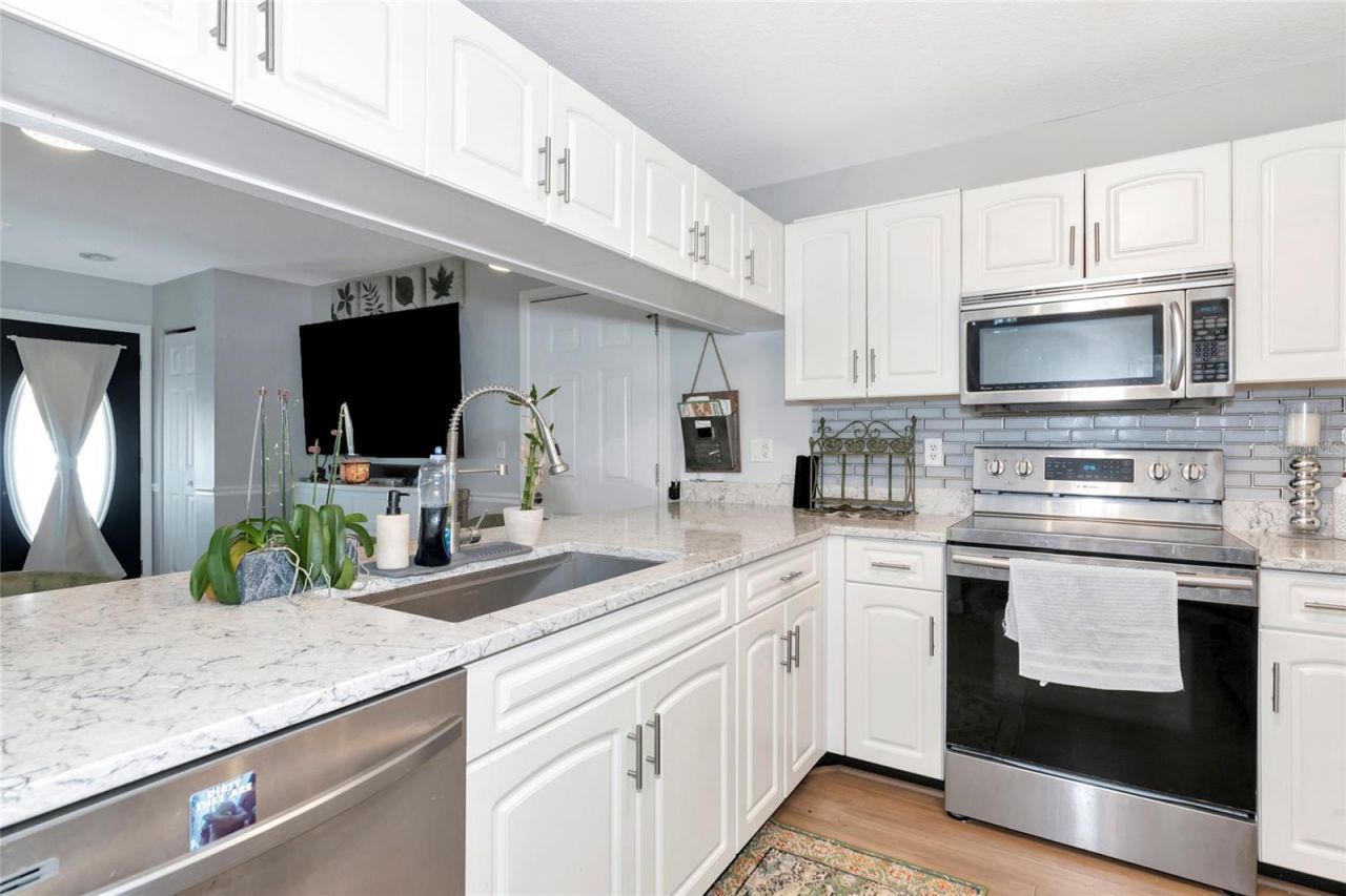 2311 64th Street Court W, Bradenton, FL 34209 Photo