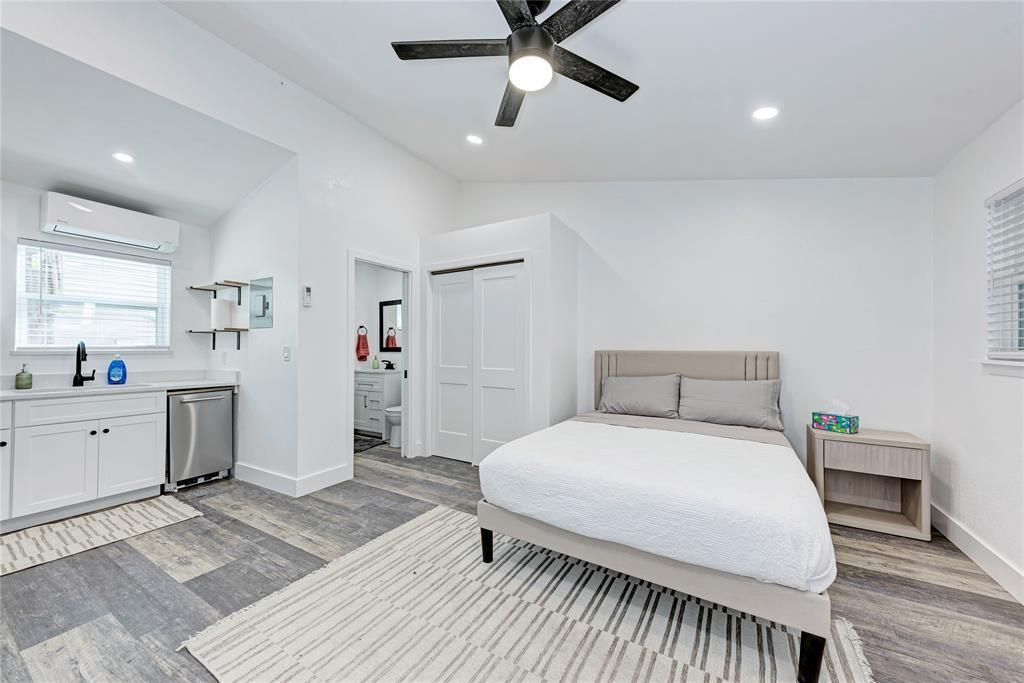 2302 Leon St, Unit 5, Austin, TX 78705 Main Photo
