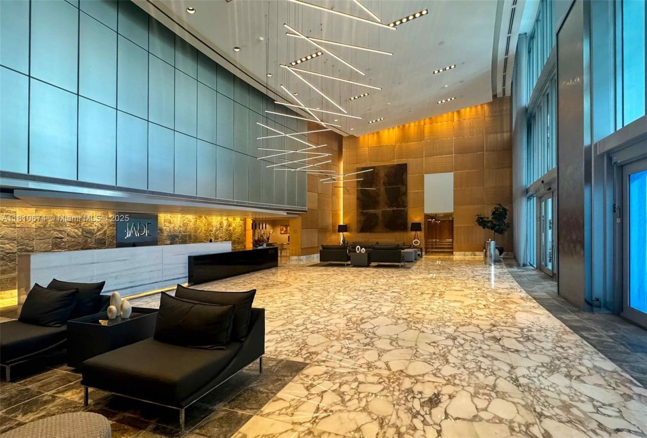 1331 Brickell Bay Dr, Unit 1504, Miami, FL 33131 Photo