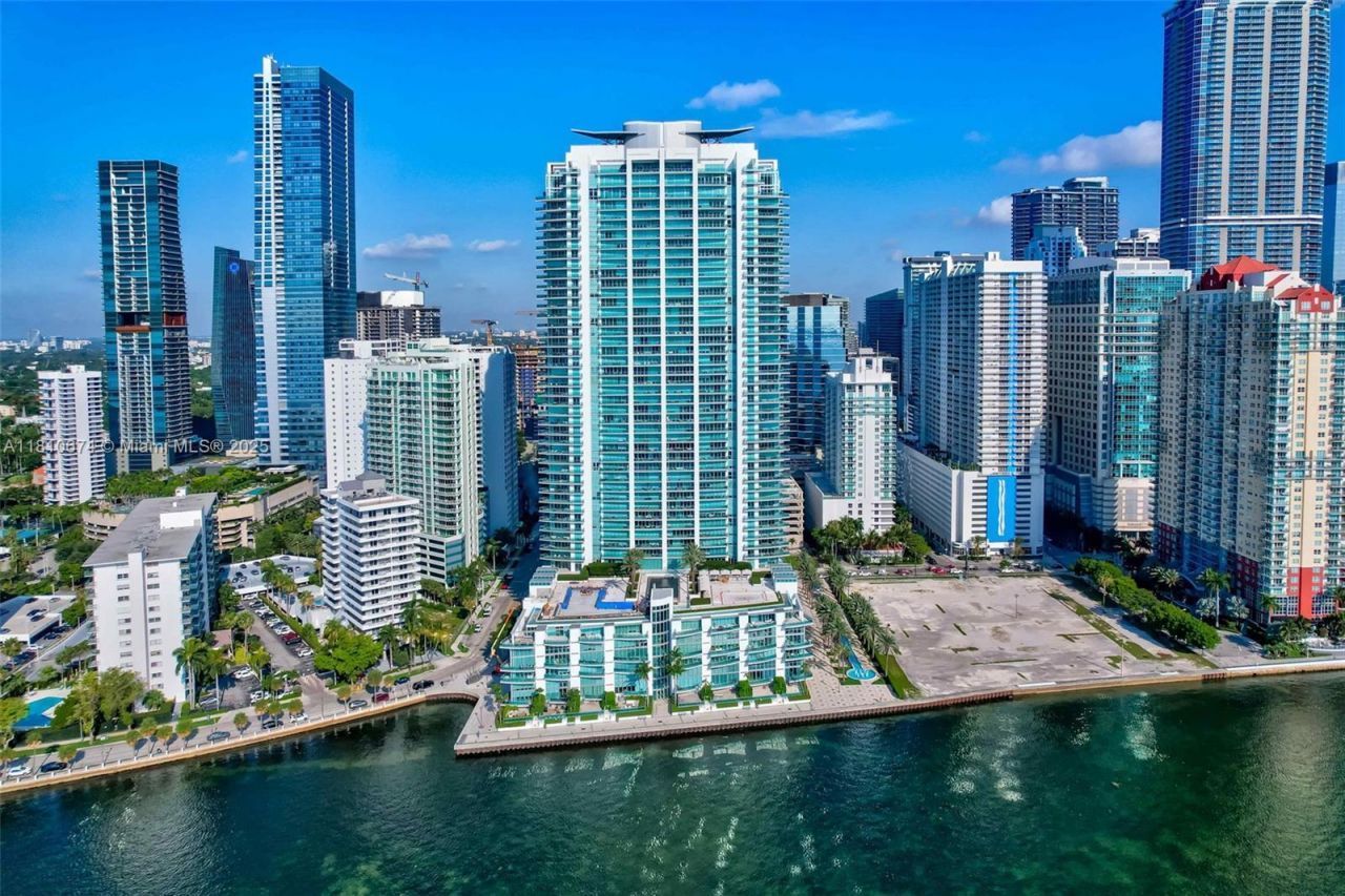 1331 Brickell Bay Dr, Unit 1504, Miami, FL 33131 Photo