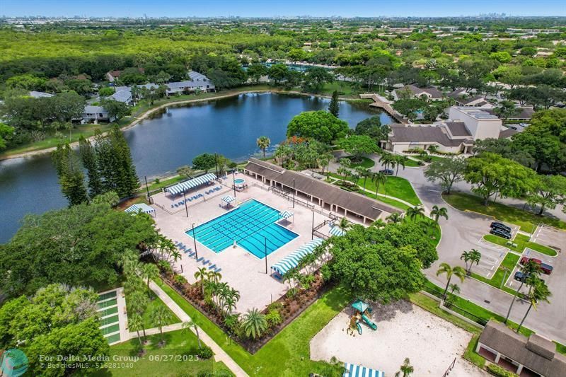 4161 Coral Tree Cir, Unit 362, Coconut Creek, FL 33073 Photo